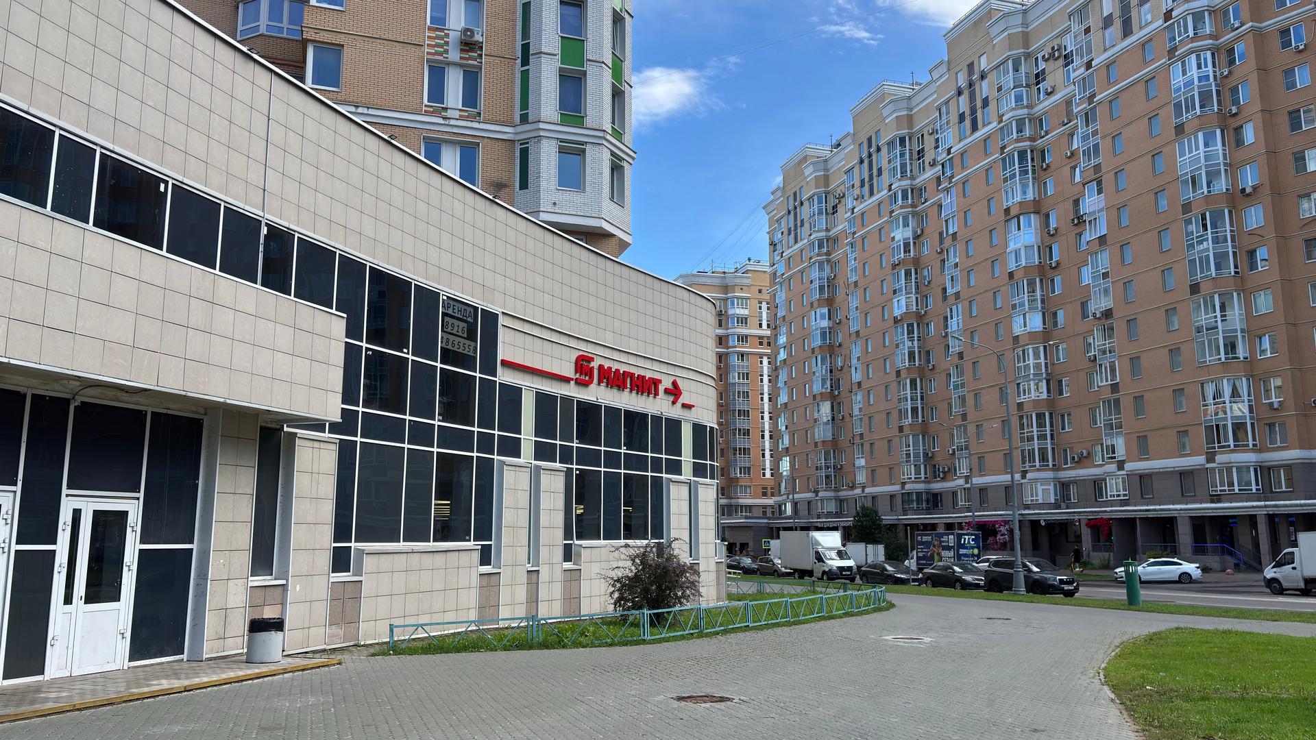 Первый день в новом районе. ЮАО Москва. Магнит прямо за углом.